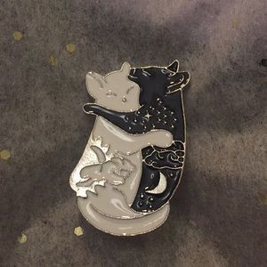 *Celestial Cats Pin* - Day & Night - Ying Yang